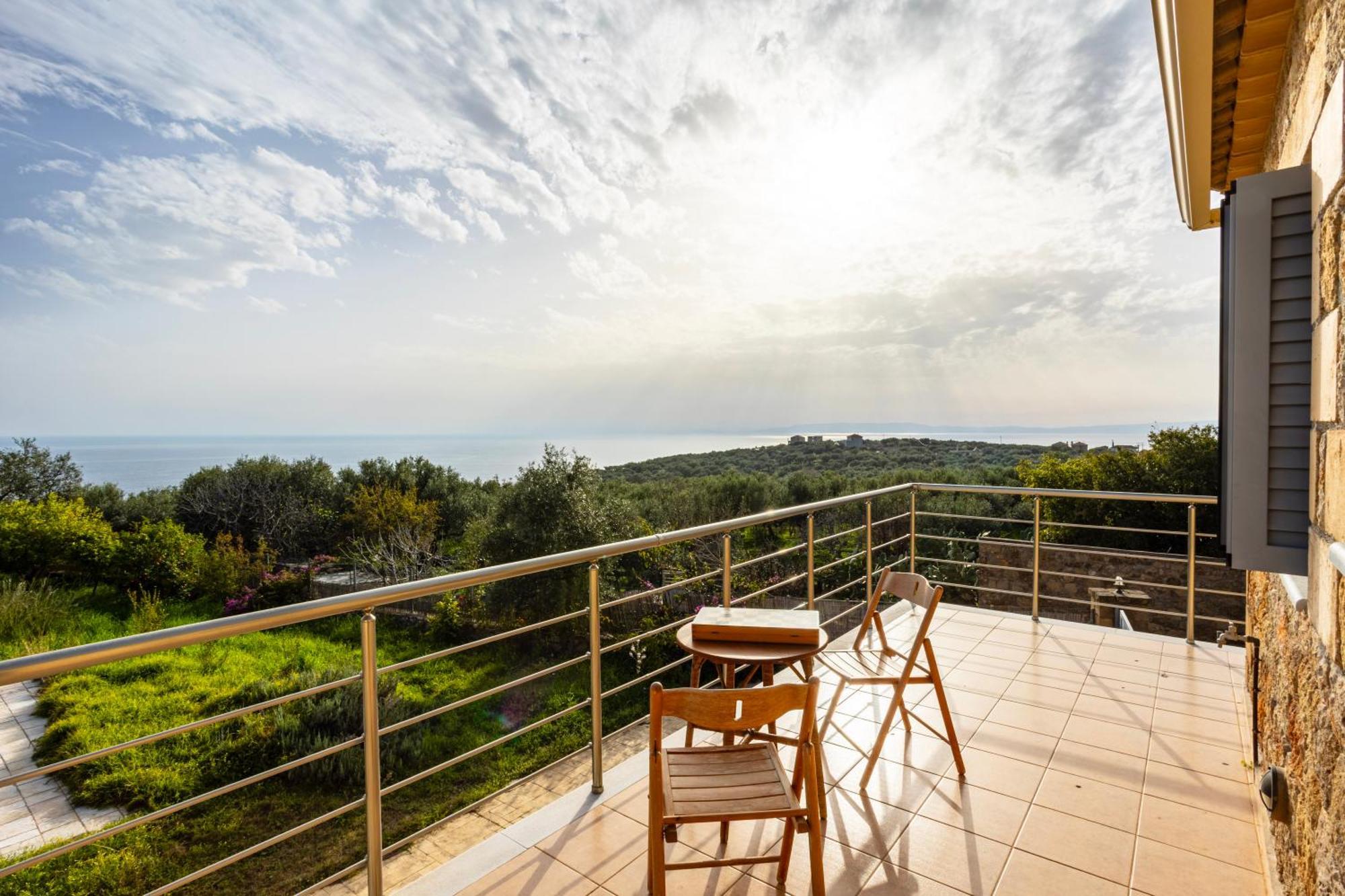 Villa Eleni - Private Pool Bliss Near Kardamili Proastion Bagian luar foto